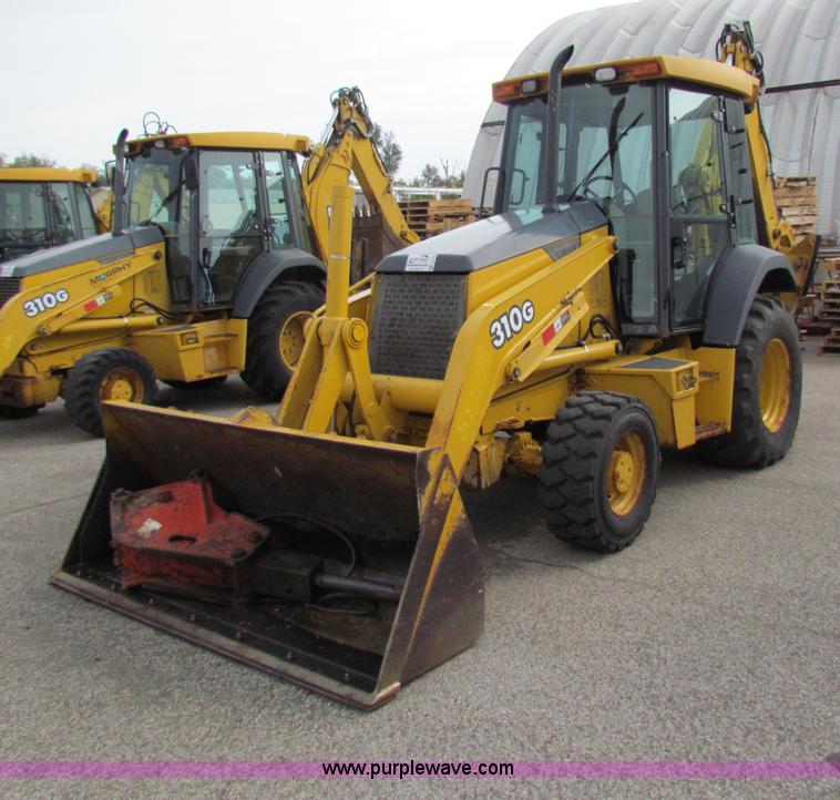 image for item E4168 2004 John Deere 310G backhoe