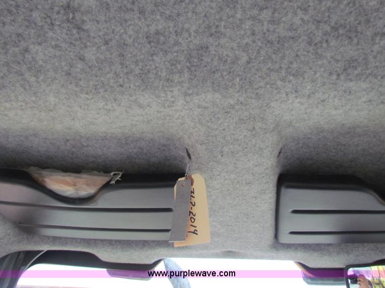 image for item E4168 2004 John Deere 310G backhoe