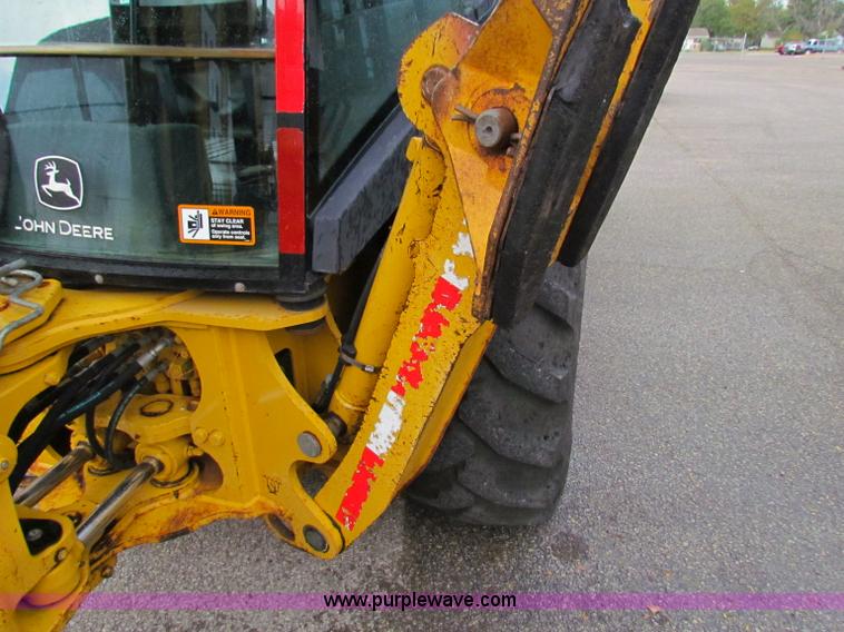 image for item E4168 2004 John Deere 310G backhoe