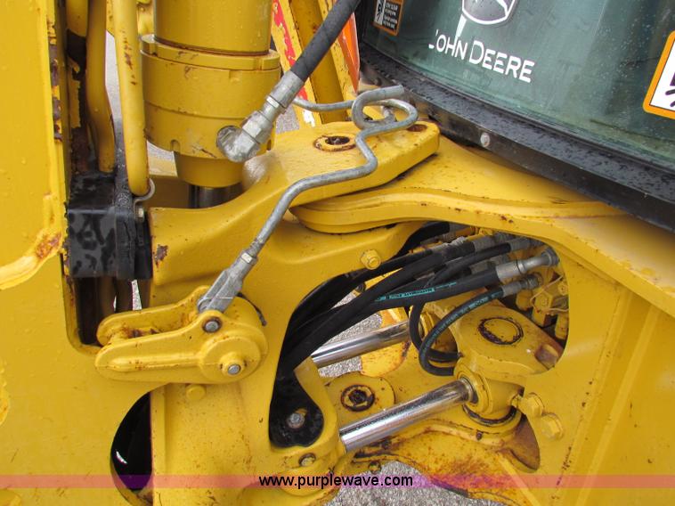 image for item E4168 2004 John Deere 310G backhoe