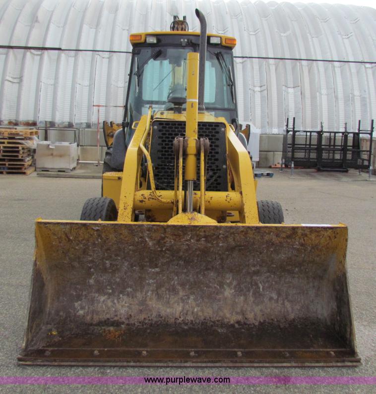 image for item E4169 1997 John Deere 310E backhoe