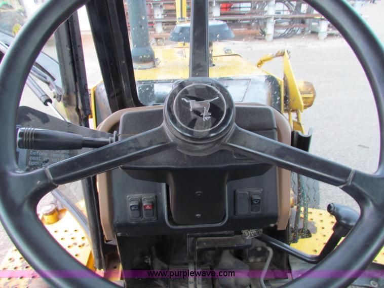 image for item E4169 1997 John Deere 310E backhoe