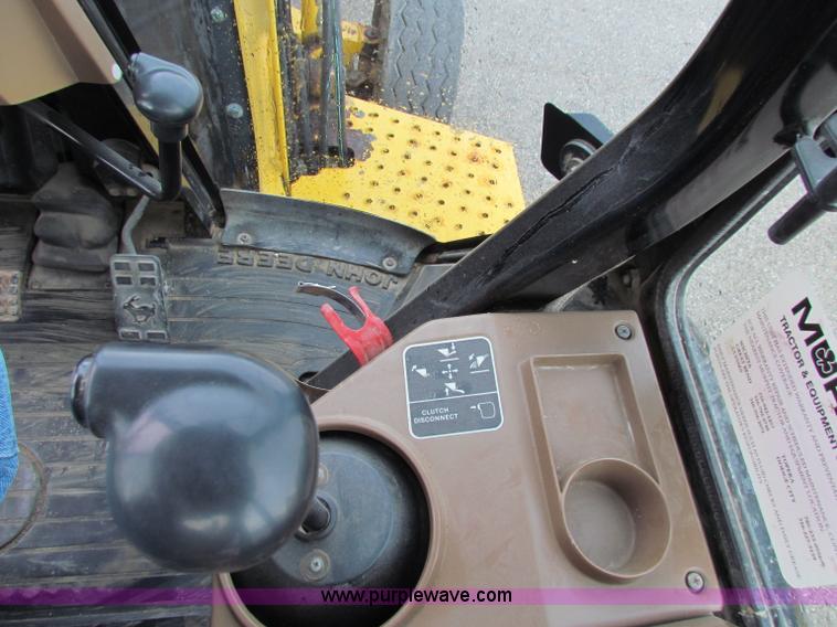 image for item E4169 1997 John Deere 310E backhoe