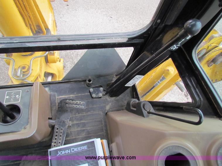 image for item E4169 1997 John Deere 310E backhoe
