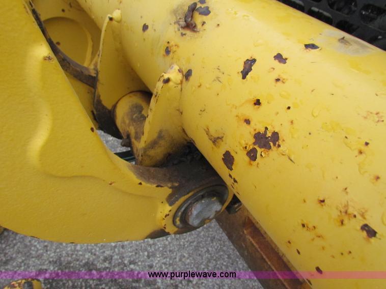 image for item E4169 1997 John Deere 310E backhoe