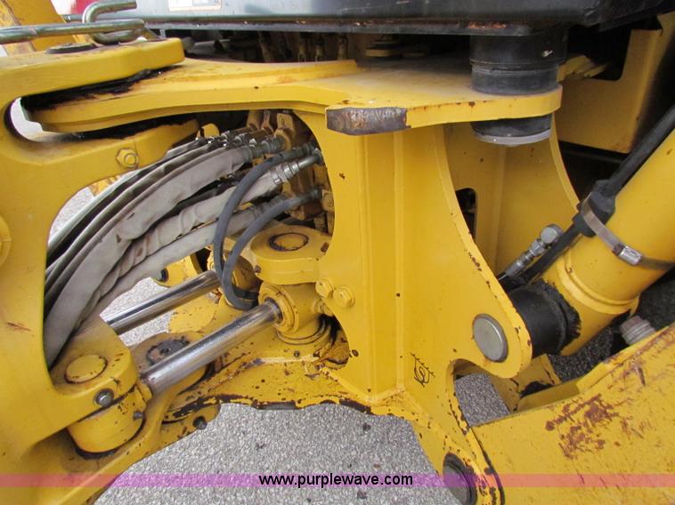 image for item E4169 1997 John Deere 310E backhoe