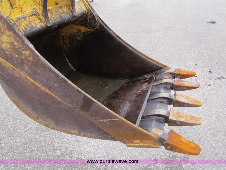 image for item E4169 1997 John Deere 310E backhoe