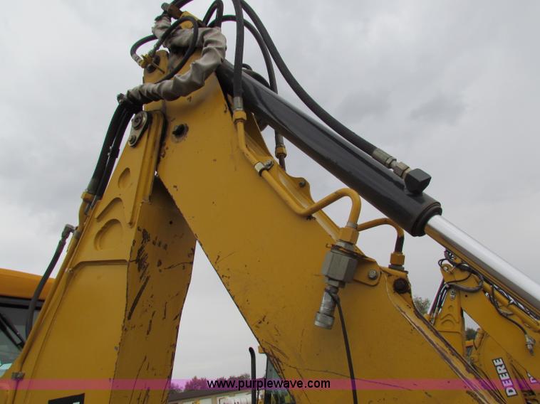 image for item E4169 1997 John Deere 310E backhoe