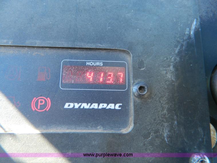 image for item E4171 2005 Dyna-Pac CP142 pneumatic roller