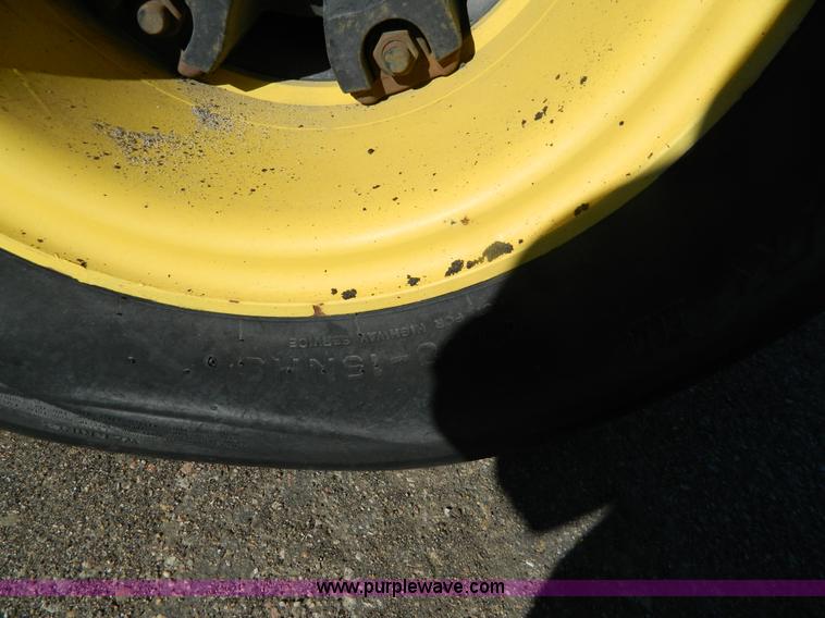 image for item E4172 2005 Dyna-Pac CP142 pneumatic roller