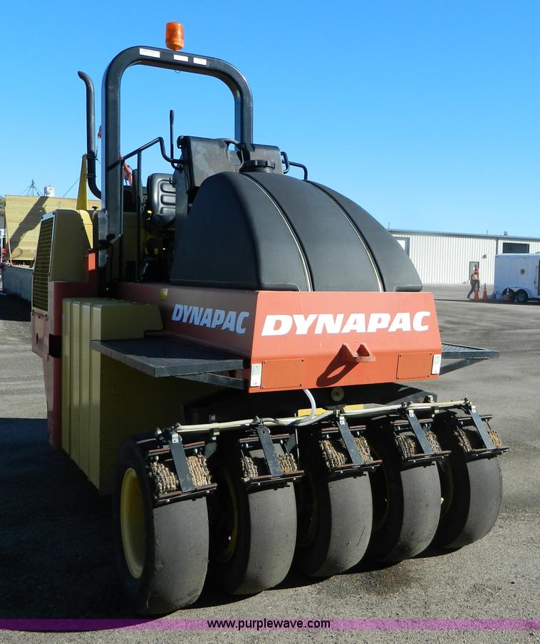 image for item E4173 2005 Dyna-Pac CP142 pneumatic roller