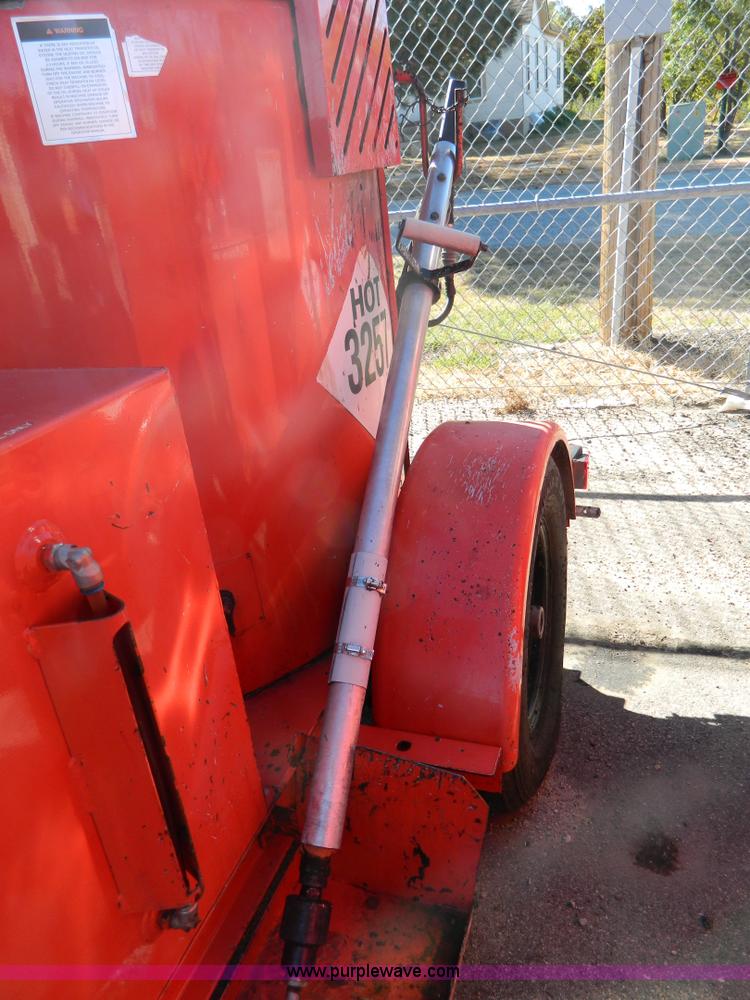 image for item E4177 2003 Craft Co SS-125 crack seal machine