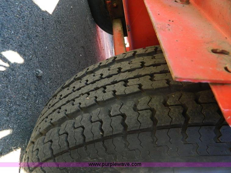 image for item E4177 2003 Craft Co SS-125 crack seal machine