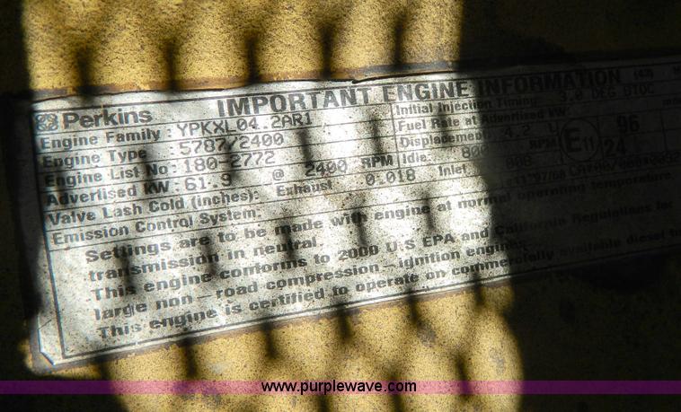 image for item E4185 2001 Broce CR-350 broom