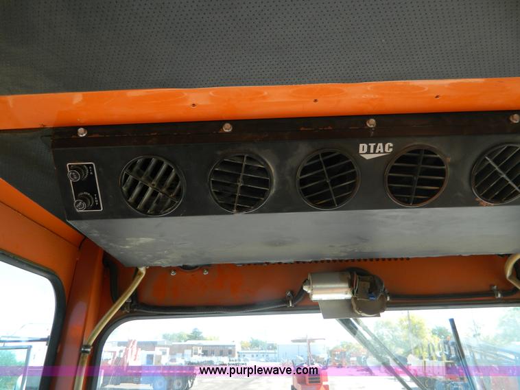 image for item E4185 2001 Broce CR-350 broom