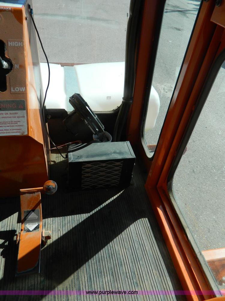 image for item E4185 2001 Broce CR-350 broom