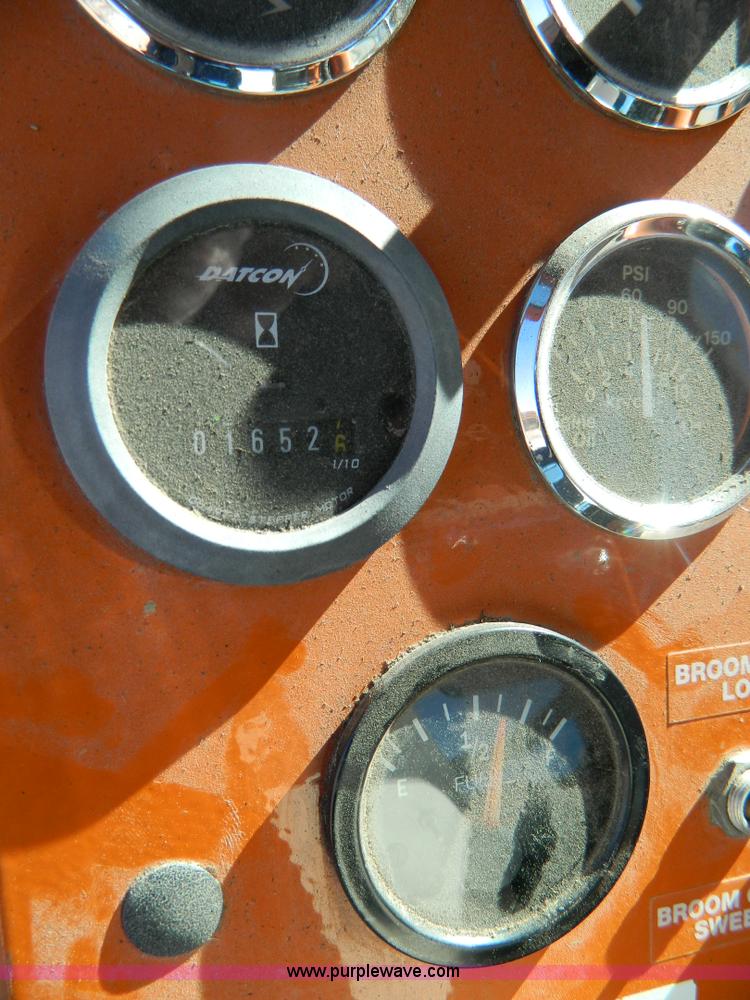 image for item E4185 2001 Broce CR-350 broom