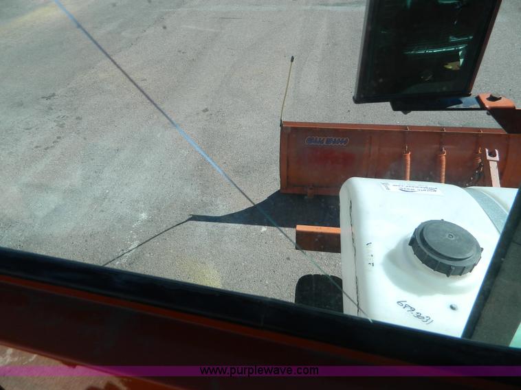 image for item E4185 2001 Broce CR-350 broom