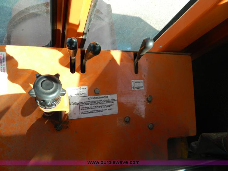 image for item E4186 2001 Broce CR-350 broom