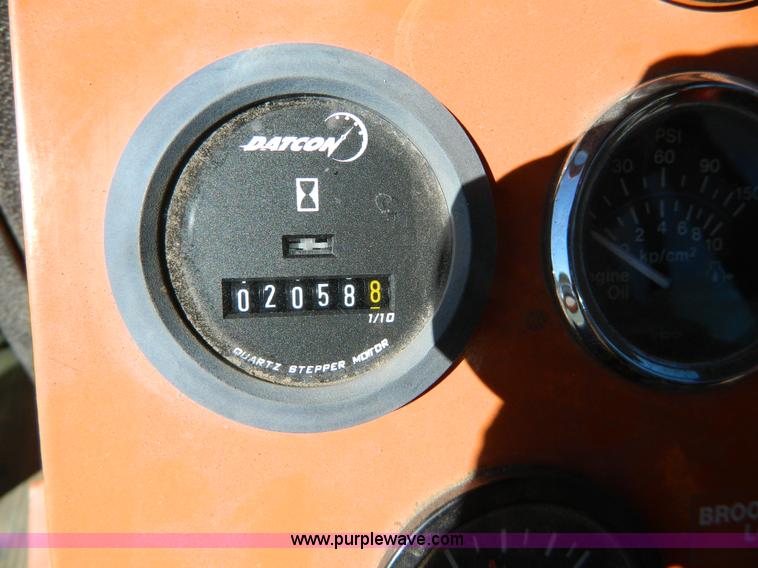 image for item E4186 2001 Broce CR-350 broom