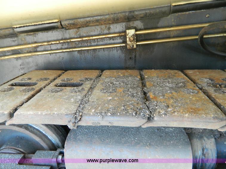 image for item E4188 2006 Ingersoll Rand IR3120 self-propelled asphalt paver