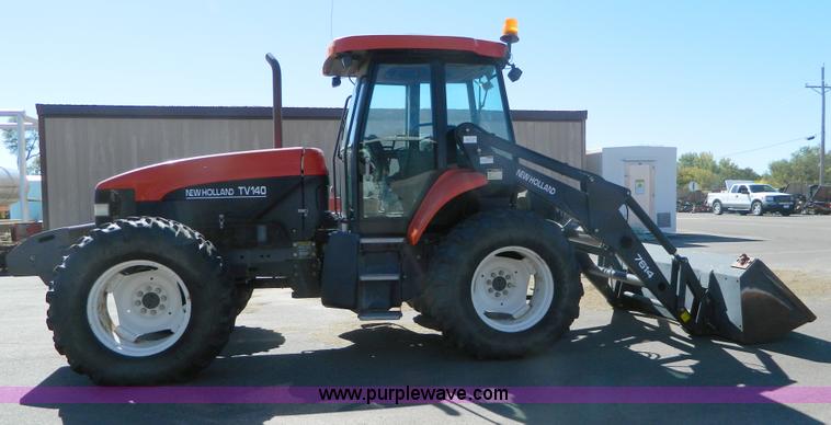 image for item E4189 2000 New Holland TV-140 bi-directional 4WD tractor