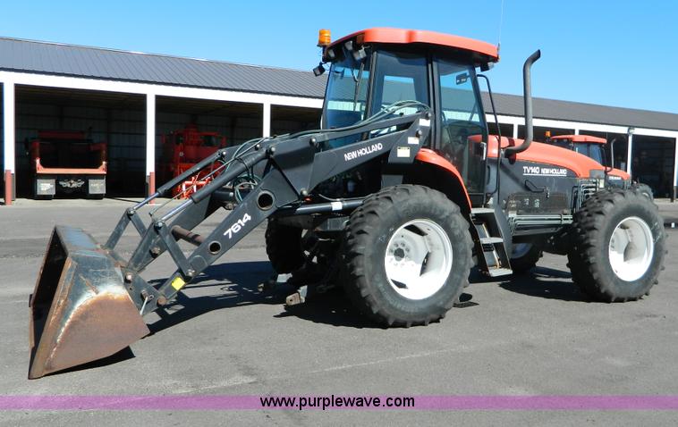 image for item E4191 2000 New Holland TV-140 tractor