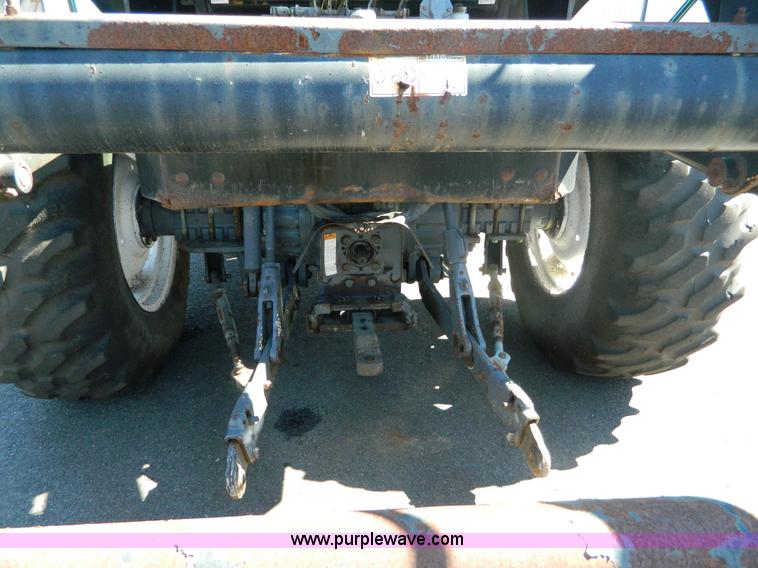 image for item E4191 2000 New Holland TV-140 tractor