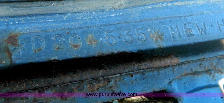 image for item E4191 2000 New Holland TV-140 tractor