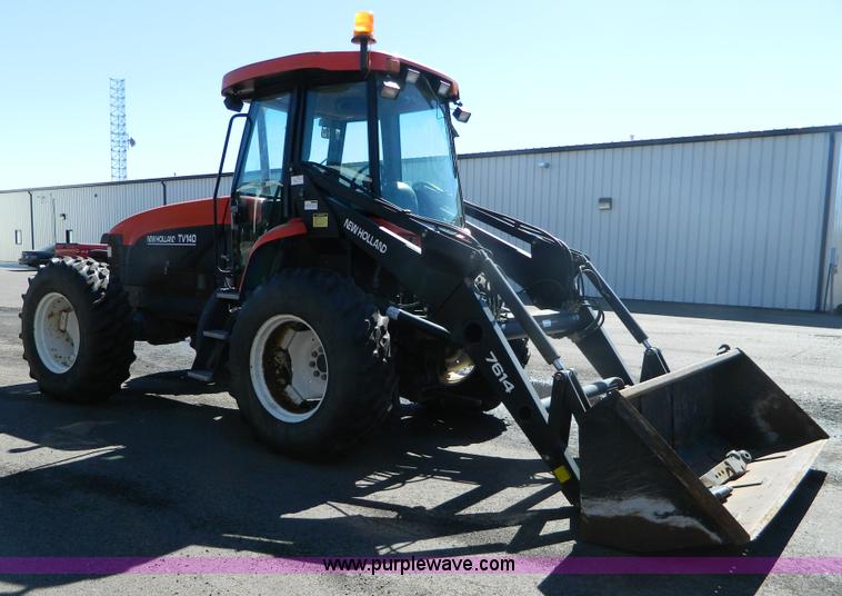 image for item E4192 2000 New Holland TV-140 tractor