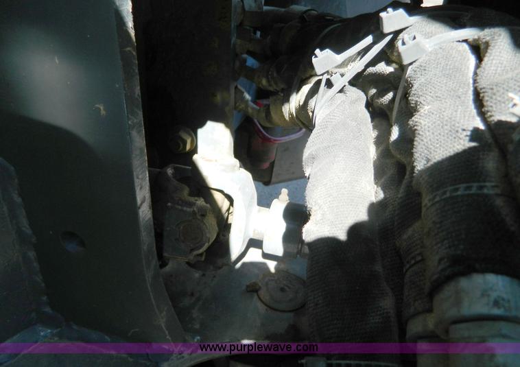 image for item E4192 2000 New Holland TV-140 tractor