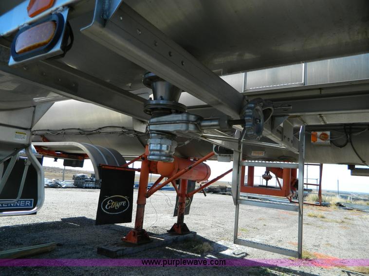 image for item E4197 2008 Brenner 2NC600010SS water tanker trailer