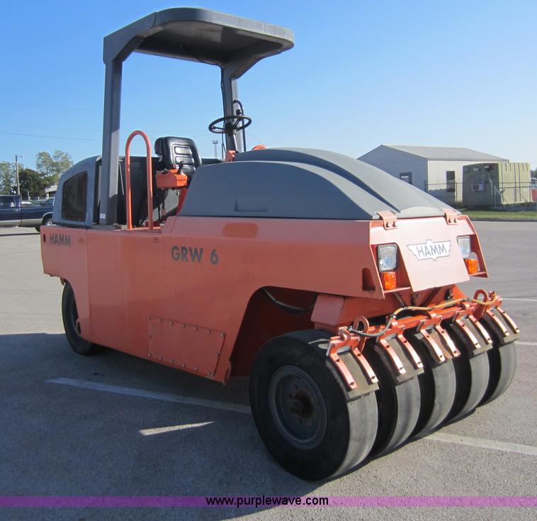 image for item E8053 2001 Hamm GRW6 combination roller