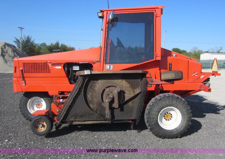 image for item E8056 2007 DewEze ATM162 slope mower