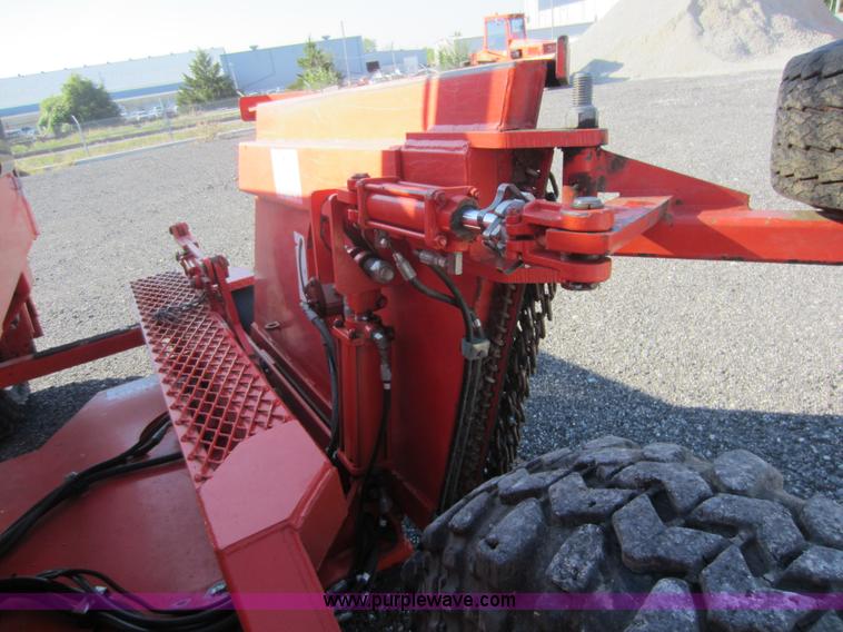 image for item E8056 2007 DewEze ATM162 slope mower