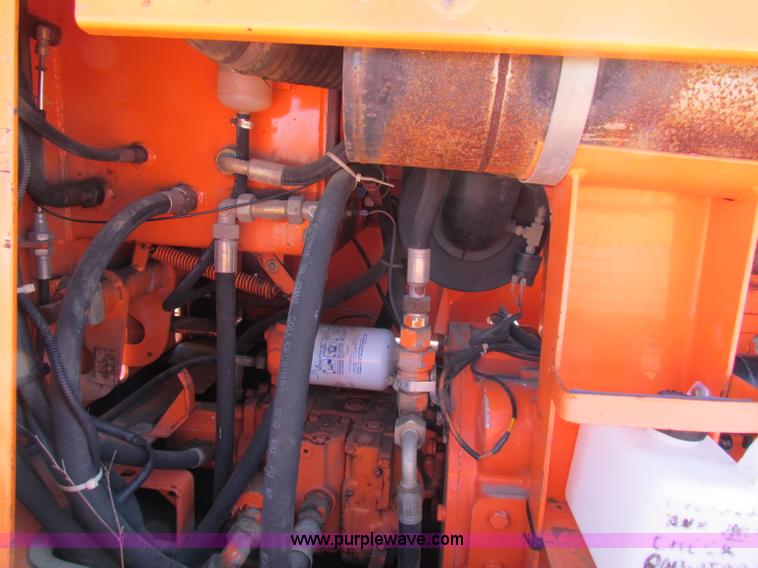 image for item E8065 1995 Hamm GRW5 pneumatic roller