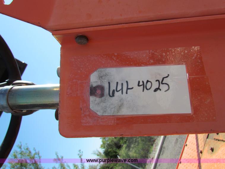 image for item E8065 1995 Hamm GRW5 pneumatic roller