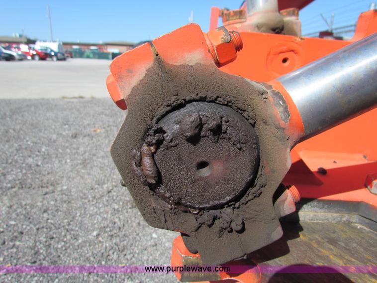 image for item E8069 1995 Champion 710A motor grader