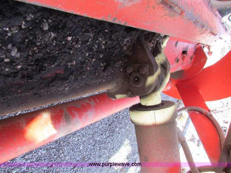 image for item E8069 1995 Champion 710A motor grader