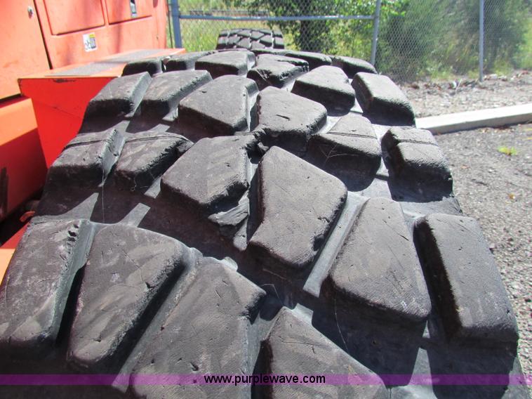 image for item E8069 1995 Champion 710A motor grader