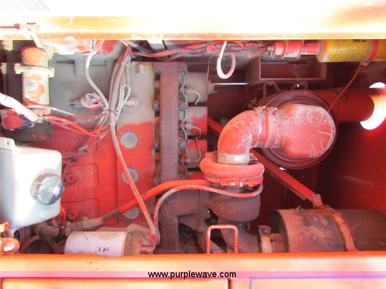 image for item E8069 1995 Champion 710A motor grader