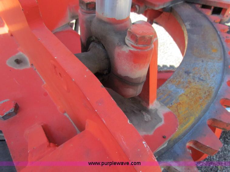 image for item E8069 1995 Champion 710A motor grader