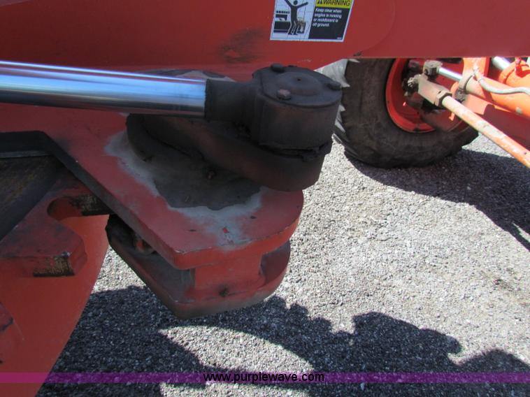 image for item E8069 1995 Champion 710A motor grader