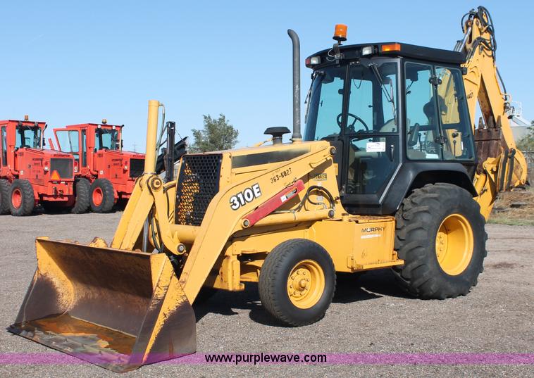 image for item F6142 1997 John Deere 310E backhoe
