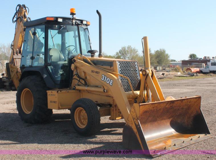 image for item F6142 1997 John Deere 310E backhoe