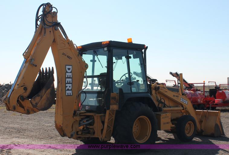 image for item F6142 1997 John Deere 310E backhoe