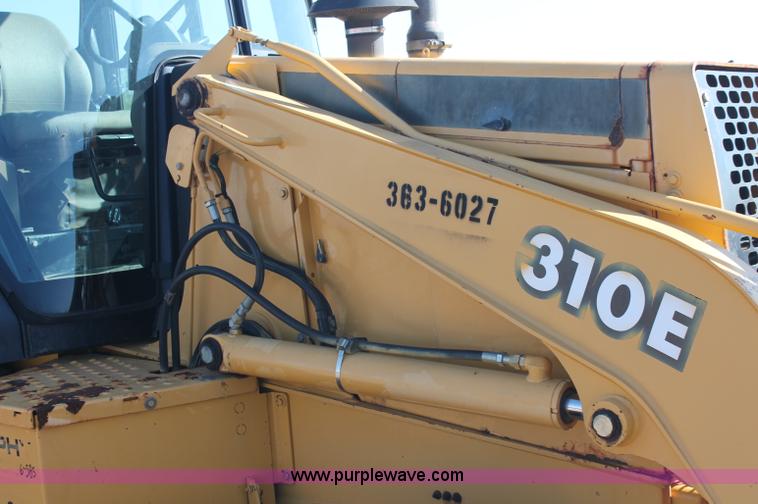 image for item F6142 1997 John Deere 310E backhoe