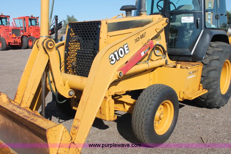 image for item F6142 1997 John Deere 310E backhoe
