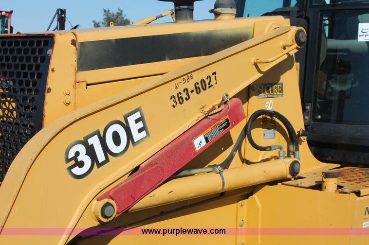 image for item F6142 1997 John Deere 310E backhoe