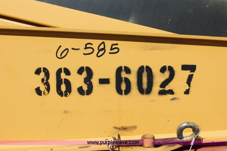 image for item F6142 1997 John Deere 310E backhoe